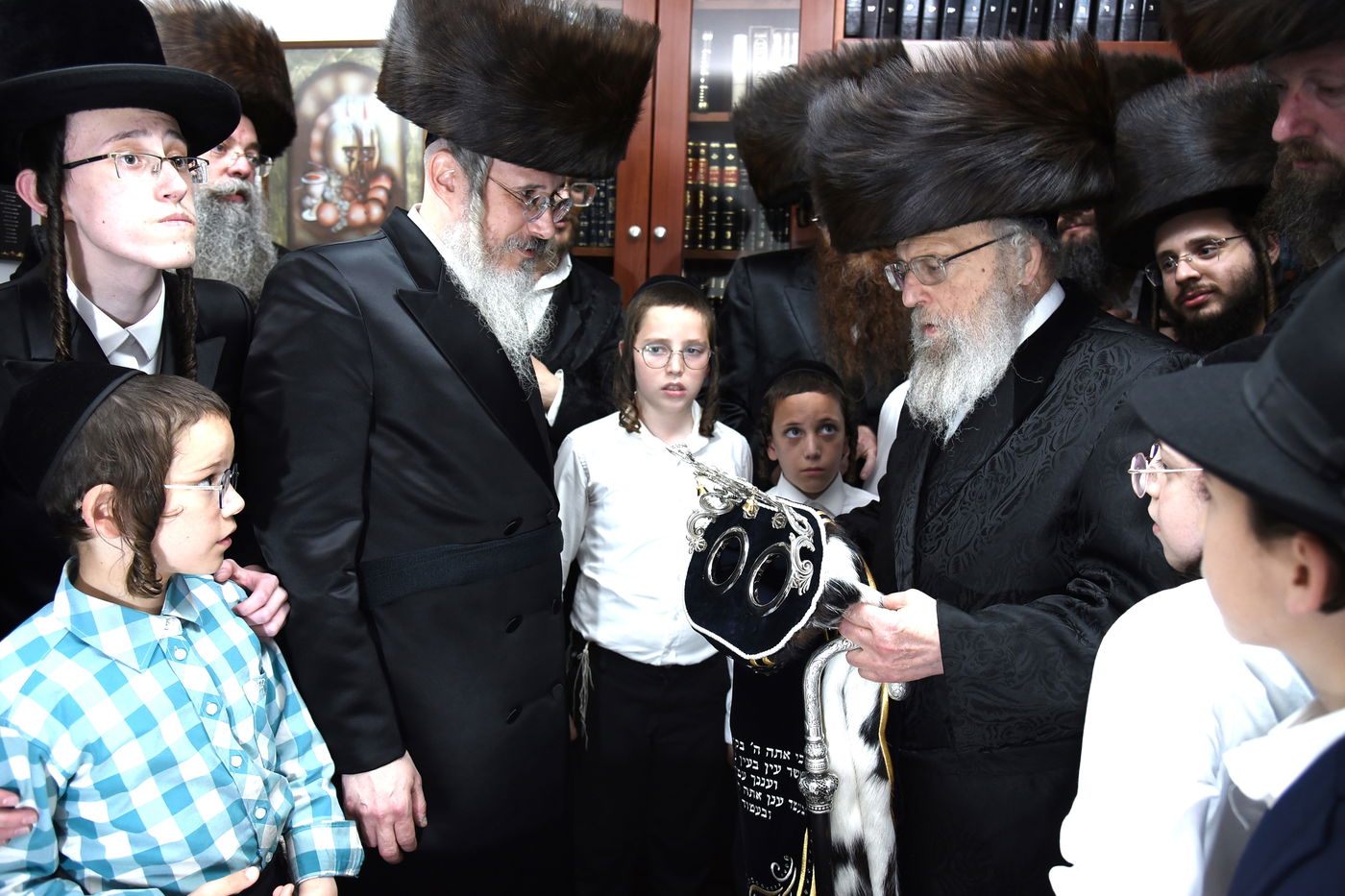 הכנסת ספר תורה לע"נ האברך הקדוש הרב אלתר שלמה לדרמן הי"ד