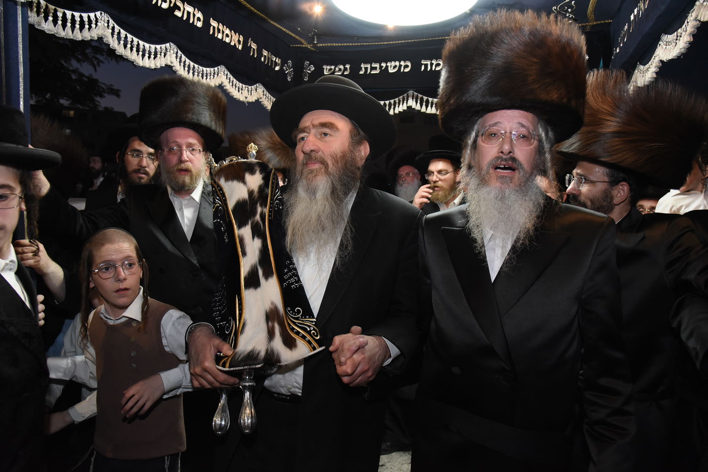 הכנסת ספר תורה לע"נ האברך הקדוש הרב אלתר שלמה לדרמן הי"ד