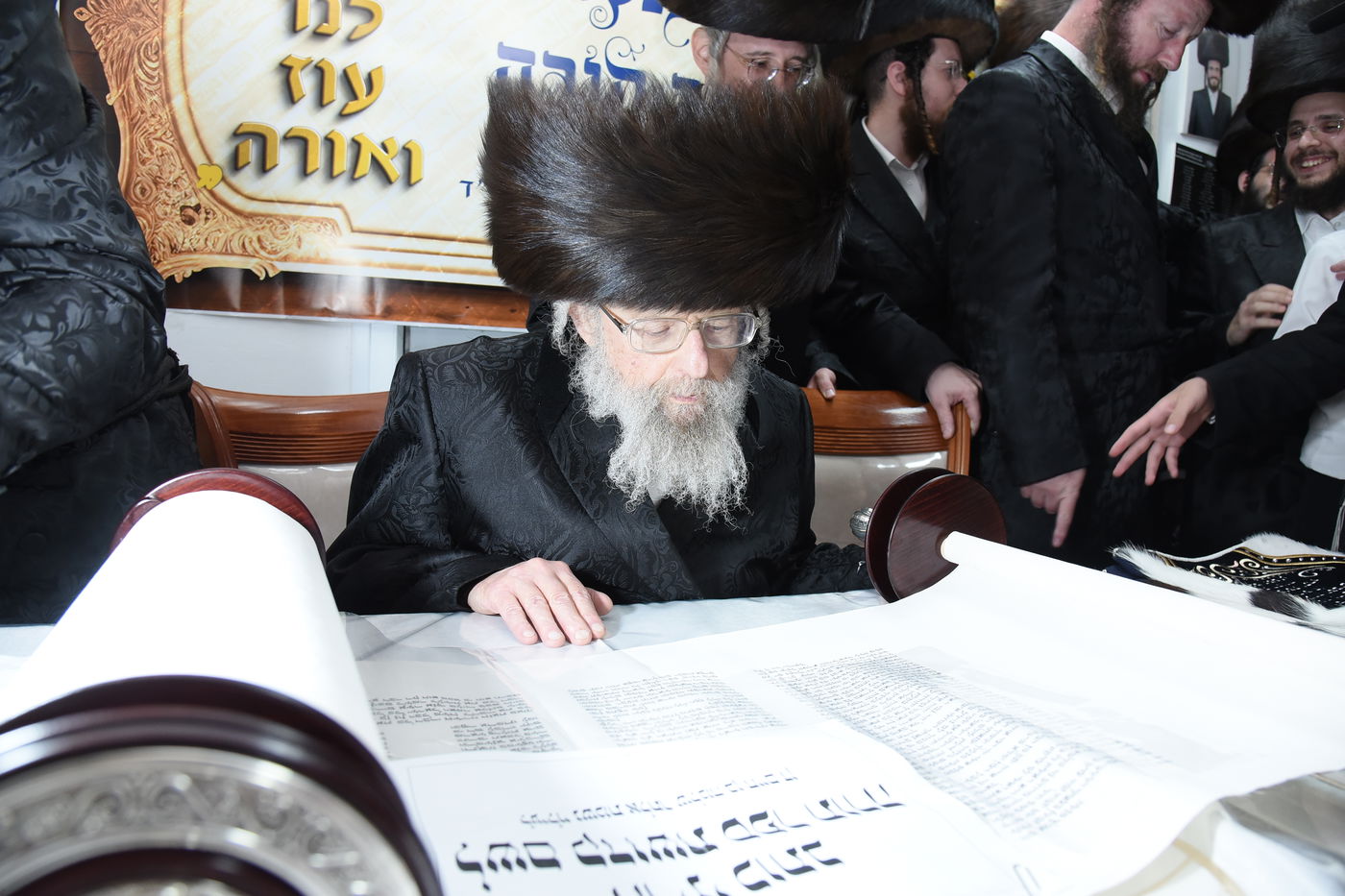 הכנסת ספר תורה לע"נ האברך הקדוש הרב אלתר שלמה לדרמן הי"ד