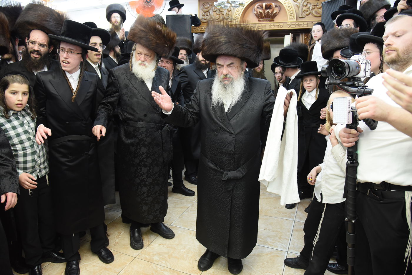 הכנסת ספר תורה לע"נ האברך הקדוש הרב אלתר שלמה לדרמן הי"ד