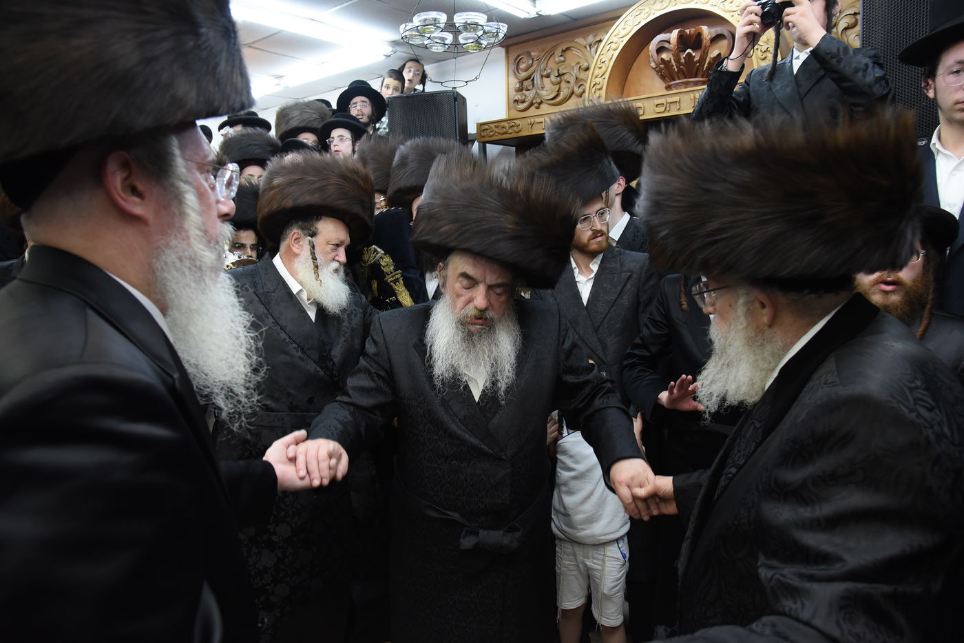 הכנסת ספר תורה לע"נ האברך הקדוש הרב אלתר שלמה לדרמן הי"ד