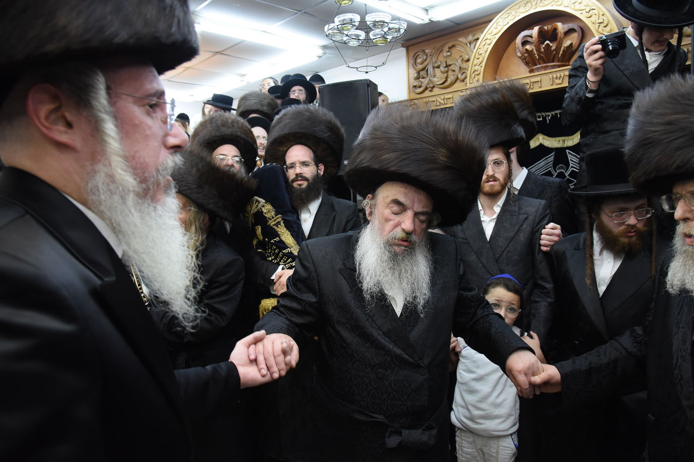 הכנסת ספר תורה לע"נ האברך הקדוש הרב אלתר שלמה לדרמן הי"ד