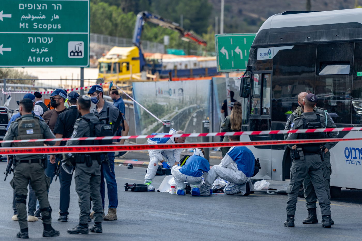זירת הפיגוע בצומת רמות בירושלים