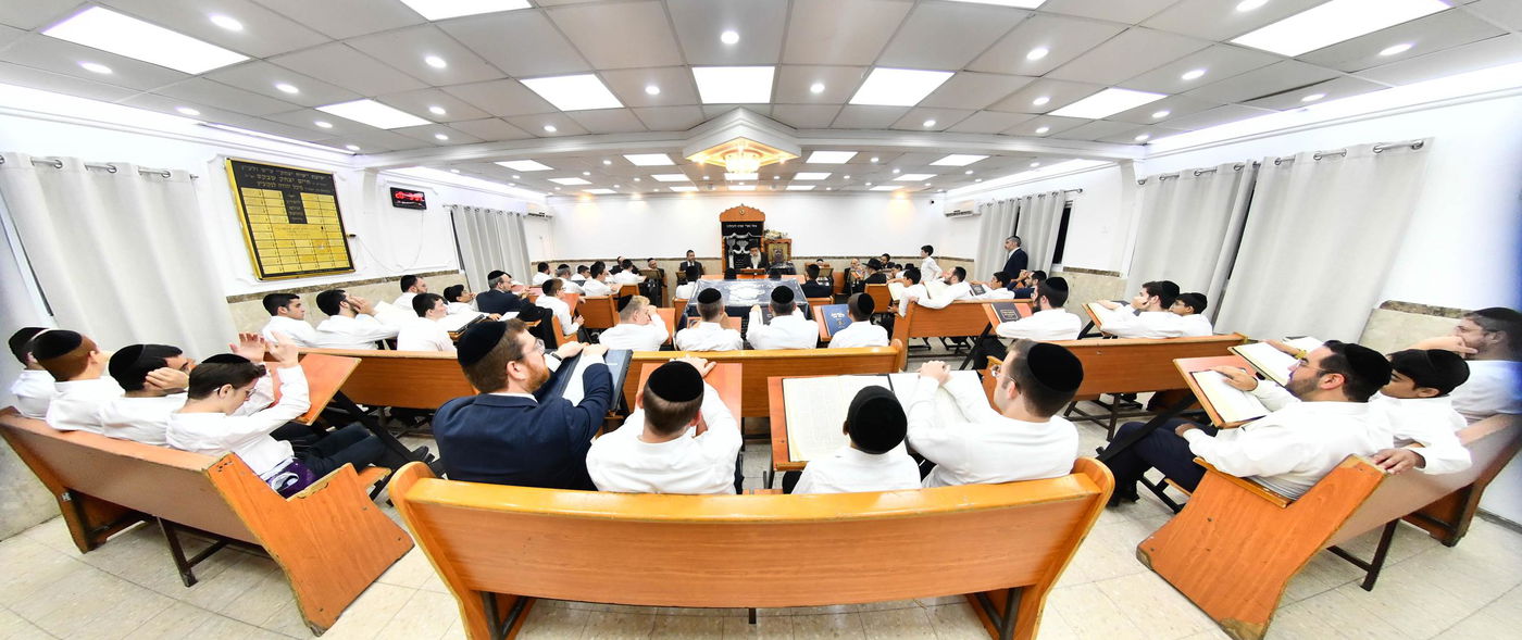 הגר"ש שטיינמן בשיחה בישיבת 'שיח יצחק'