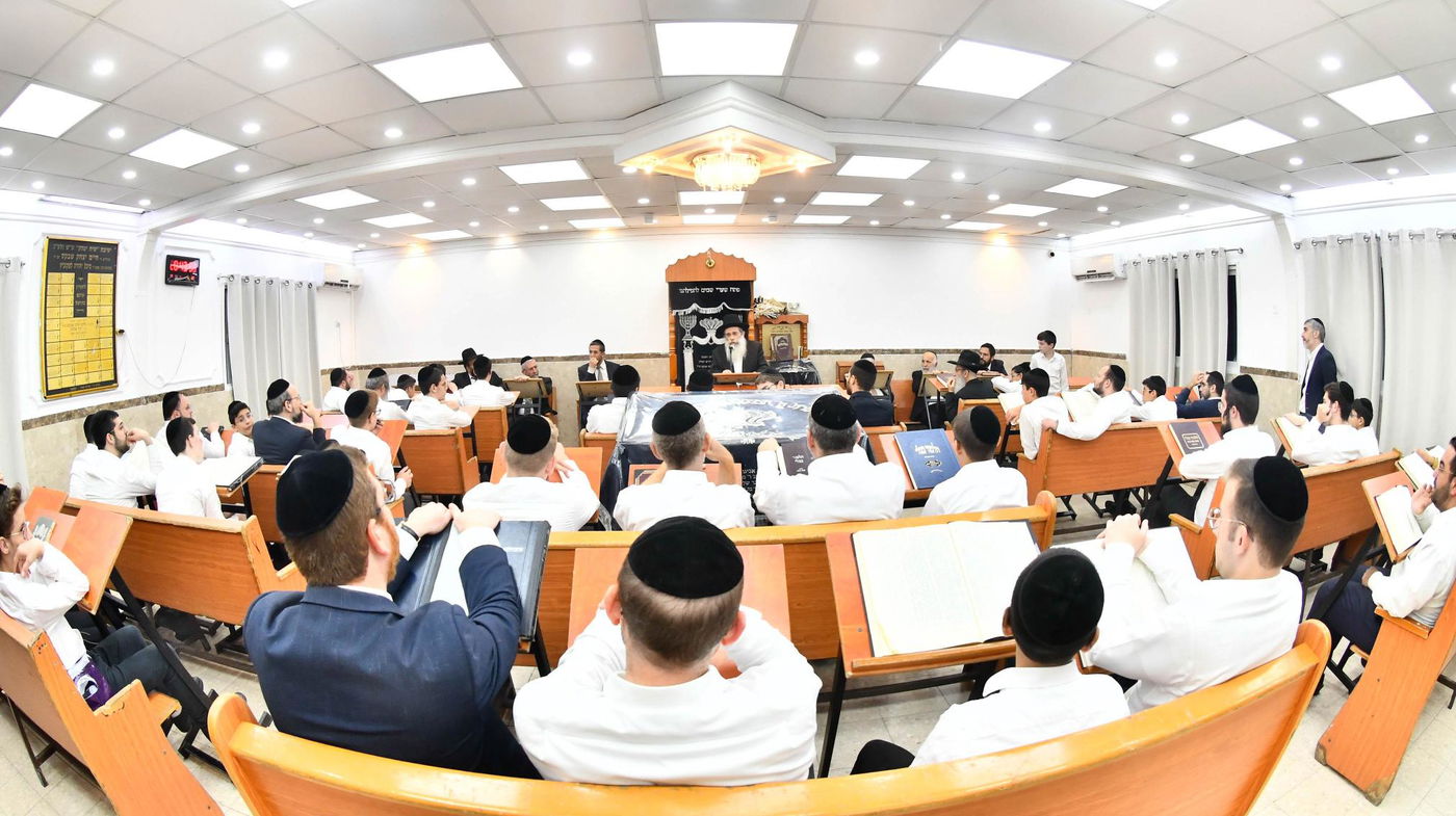 הגר"ש שטיינמן בשיחה בישיבת 'שיח יצחק'