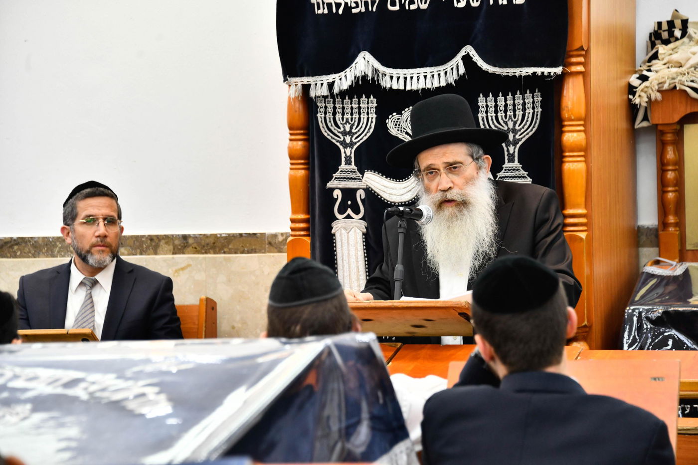 הגר"ש שטיינמן בשיחה בישיבת 'שיח יצחק'