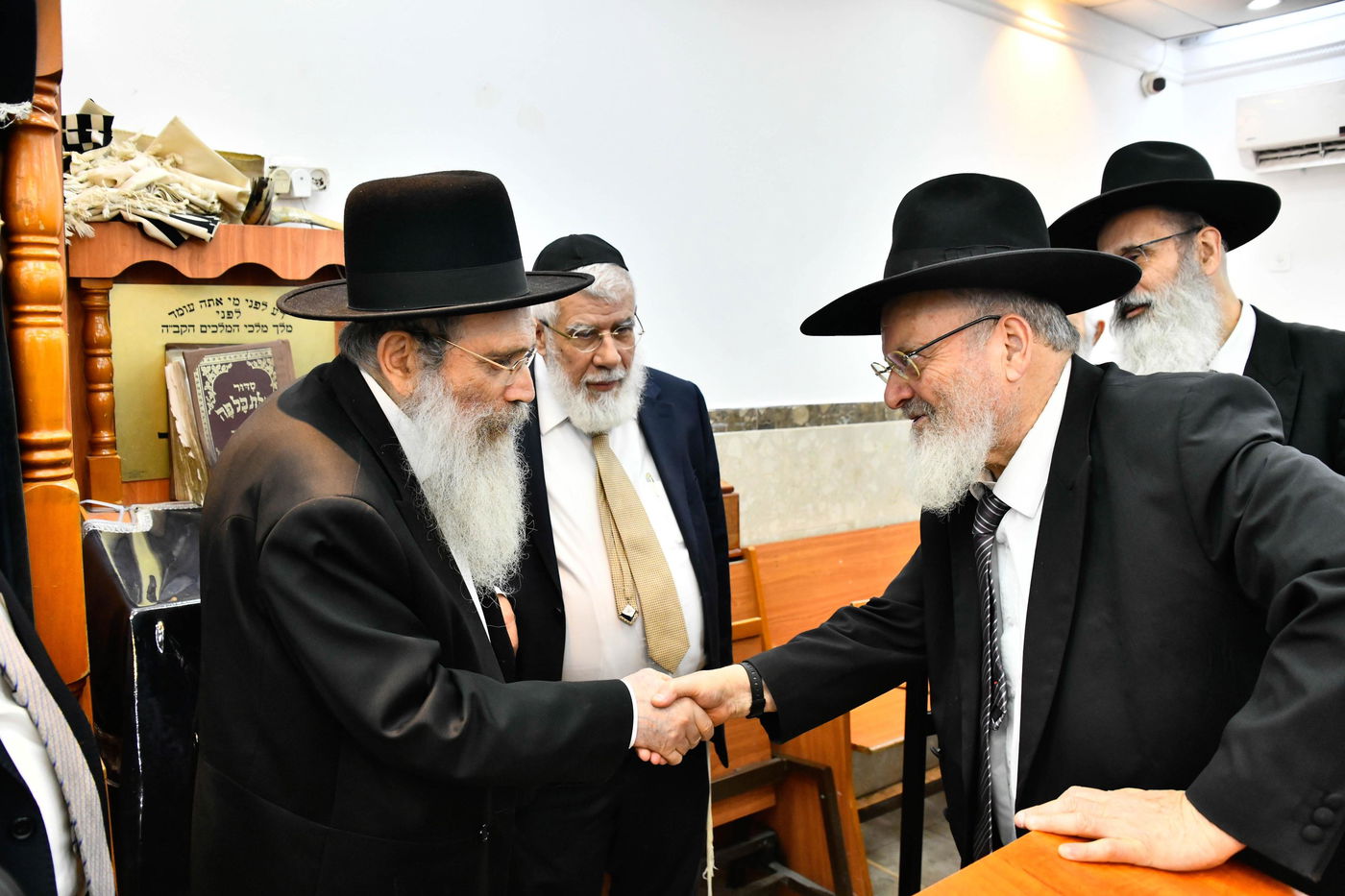 הגר"ש שטיינמן בשיחה בישיבת 'שיח יצחק'