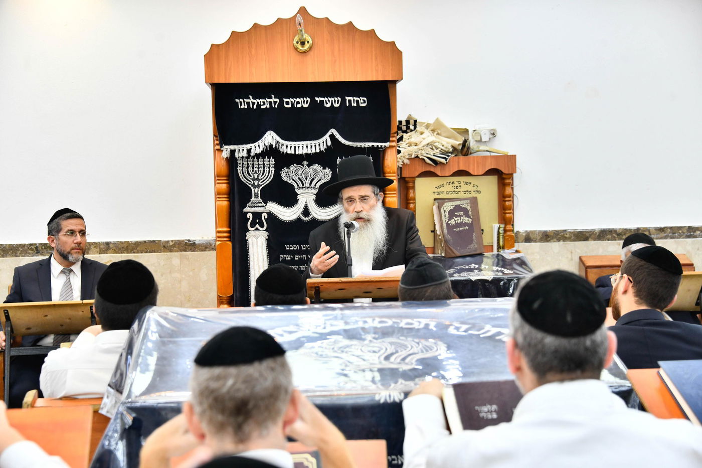 הגר"ש שטיינמן בשיחה בישיבת 'שיח יצחק'