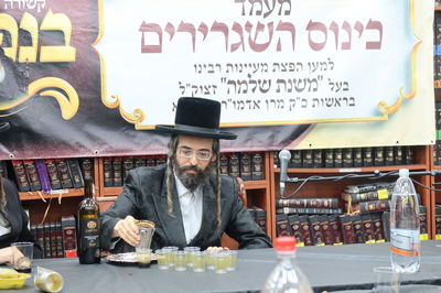 כינוס בחצה"ק זוועהיל לקראת מגבית 'בנפשו' להוצאת ספרי האדמו"ר זצ"ל