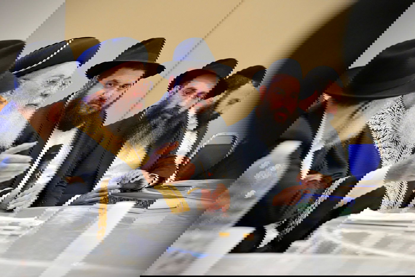 אירוע נדיר בסינגפור: הרבנים החרדים התכנסו באי הטרופי