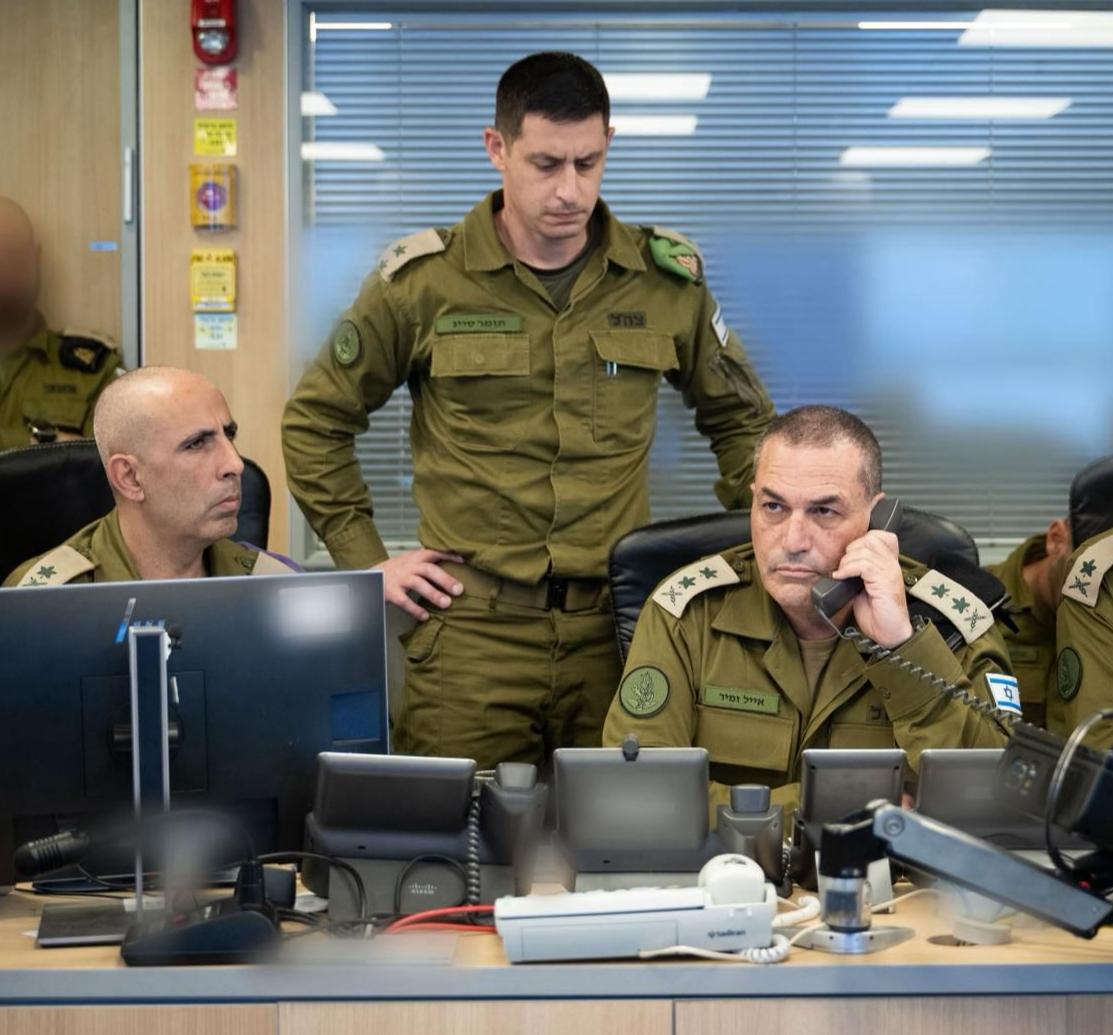 הרמטכ"ל בבור דקות לפני התקיפה