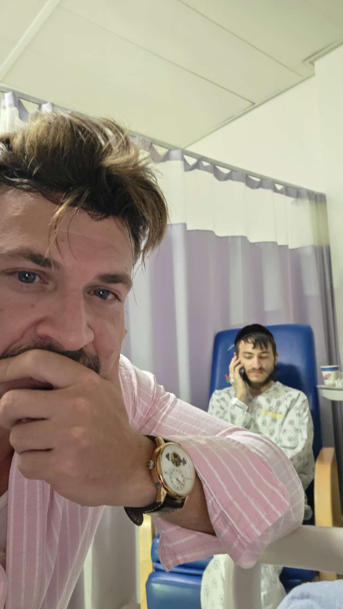 זלמן שטוב מבקר את אחיו, אחרי הפיגוע