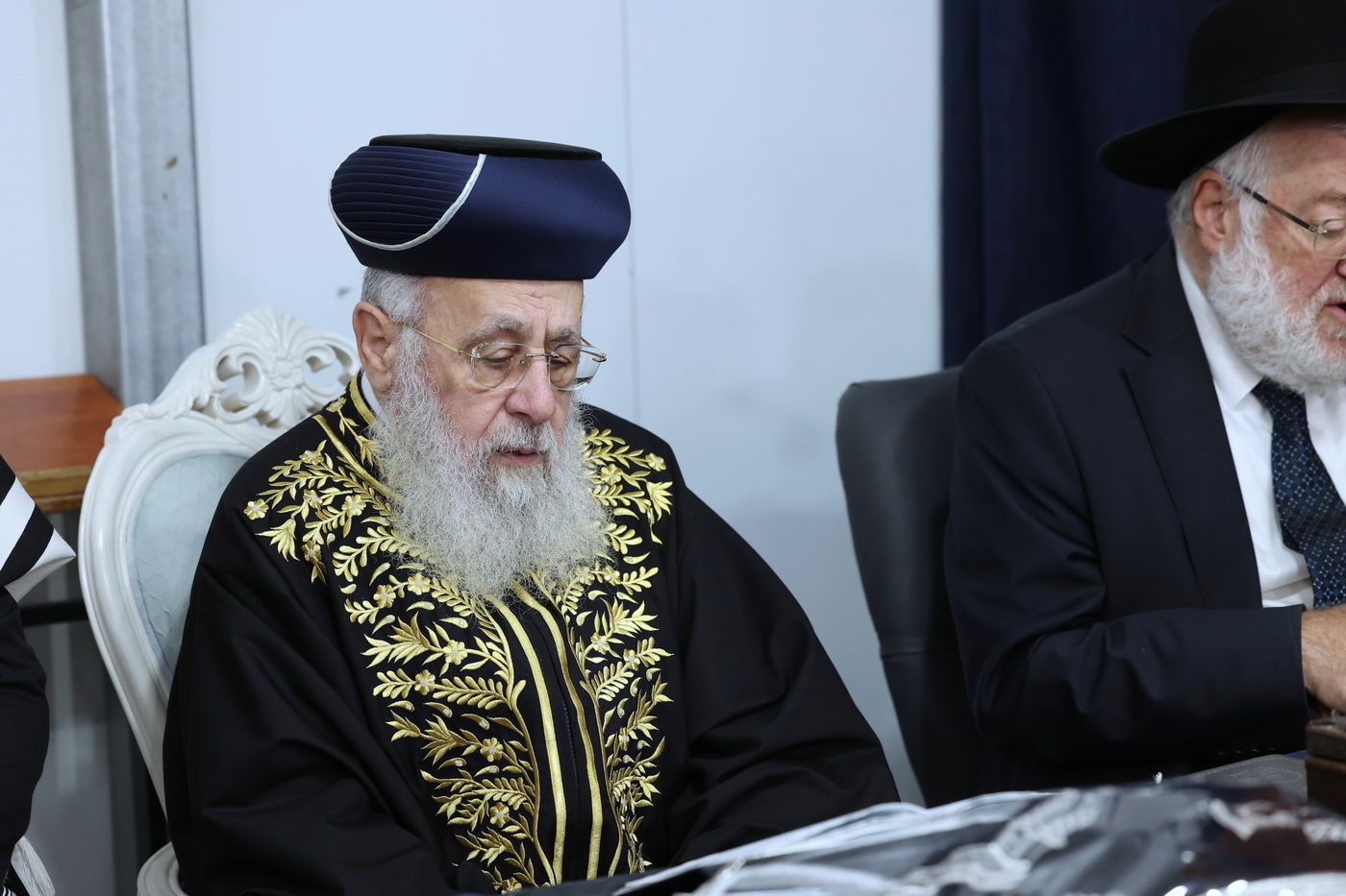 הראשל"צ הגאון רבי יצחק יוסף בסליחות בבית הכנסת "מגן אברהם"