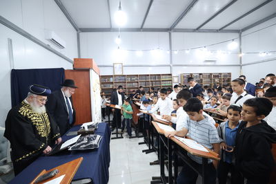 הראשל"צ הגאון רבי יצחק יוסף בסליחות בבית הכנסת "מגן אברהם"