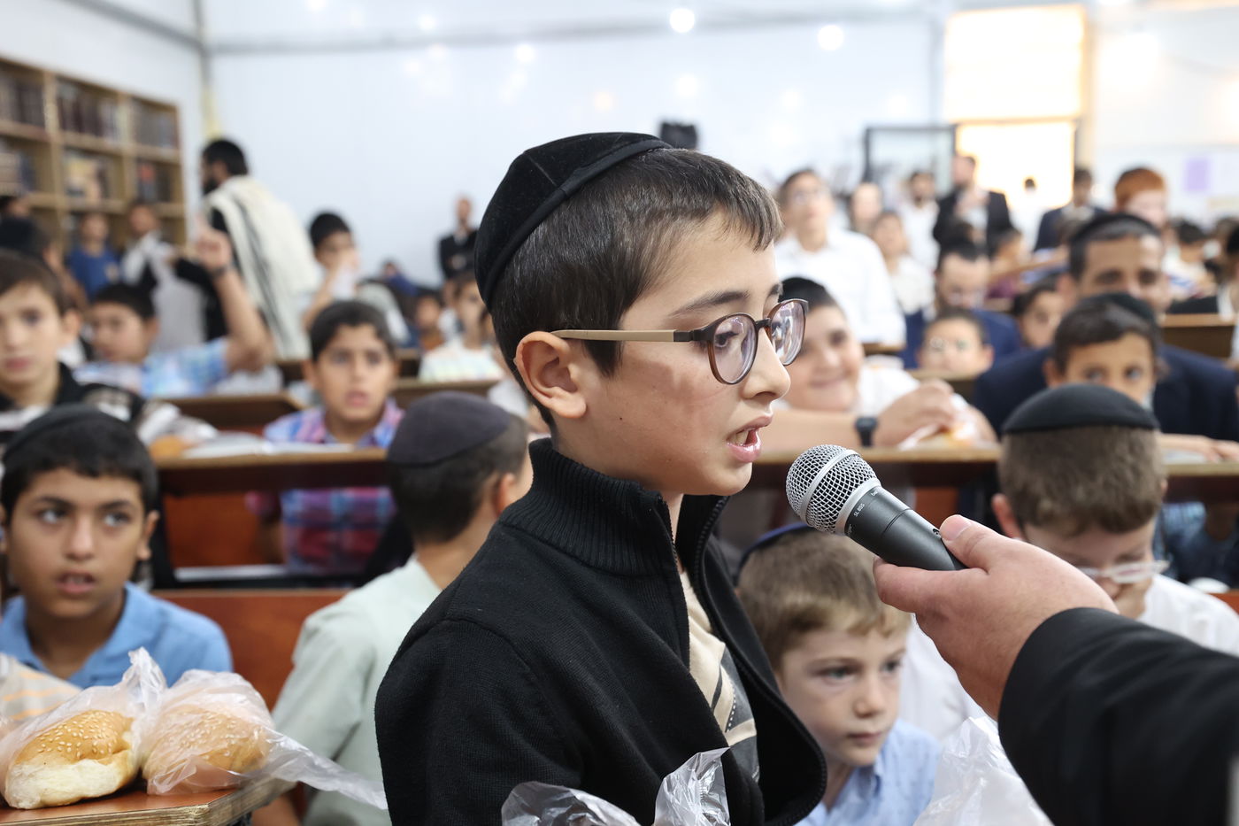 הראשל"צ הגאון רבי יצחק יוסף בסליחות בבית הכנסת "מגן אברהם"