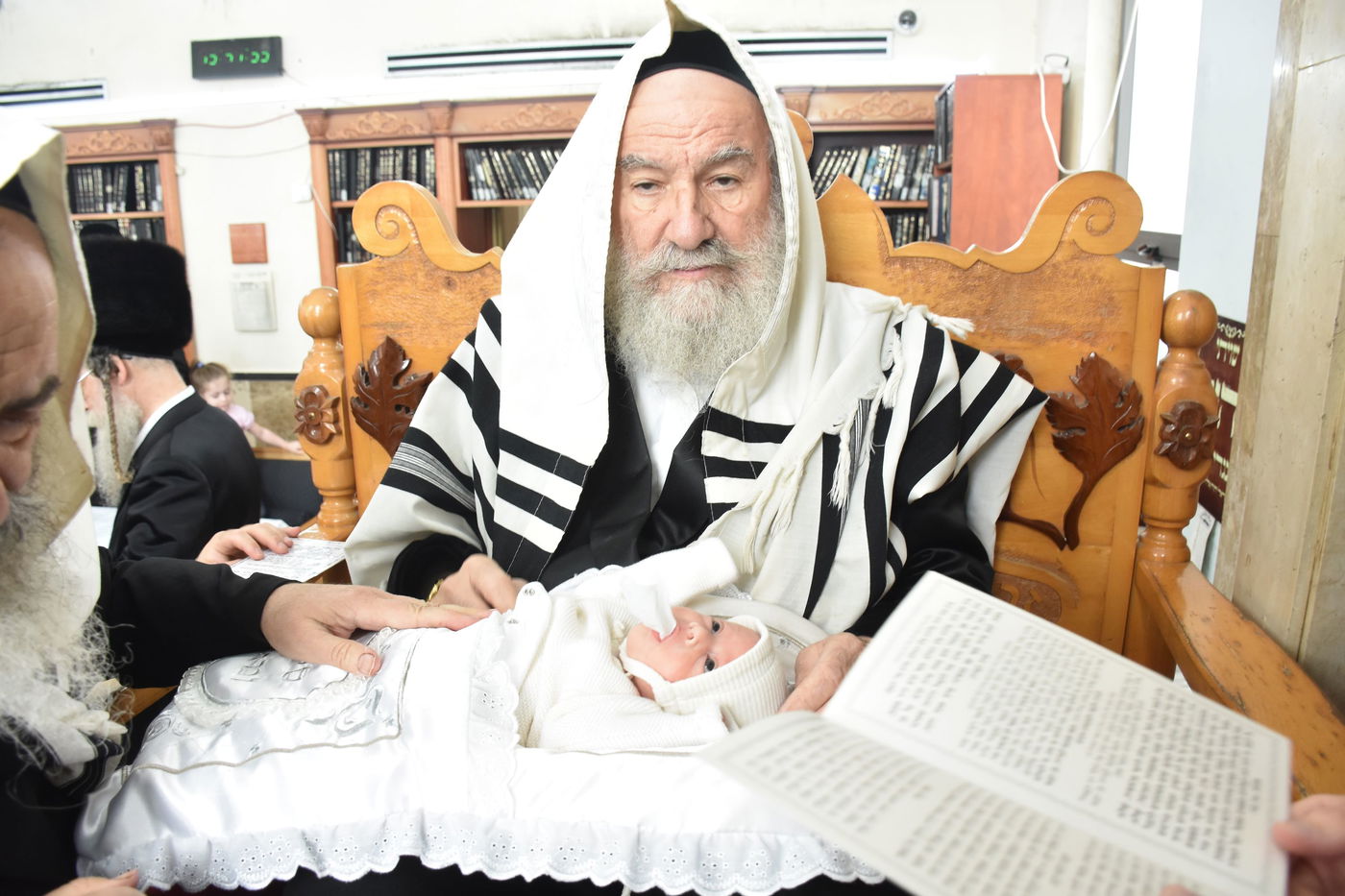 שמחת הברית לנין האדמו"ר מאשלג