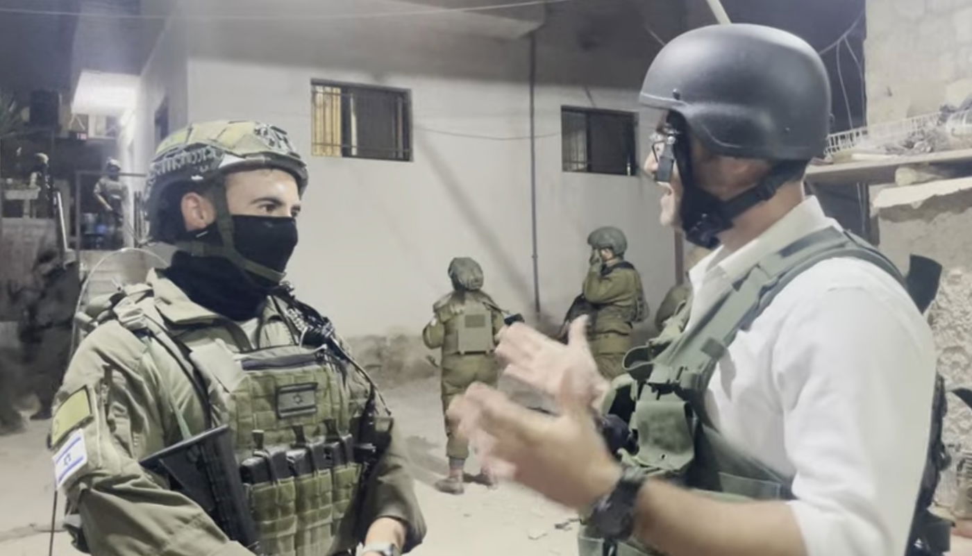 עוקץ, הנדסה, פקע"ר וטכנאי גז בן 60 | כתב 'כיכר השבת' התלווה להריסת בתי מחבלים; כך זה נראה