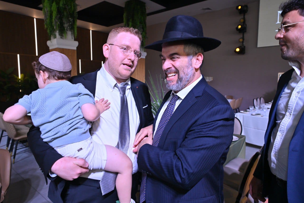 הברית לבנו של אבי רבינא