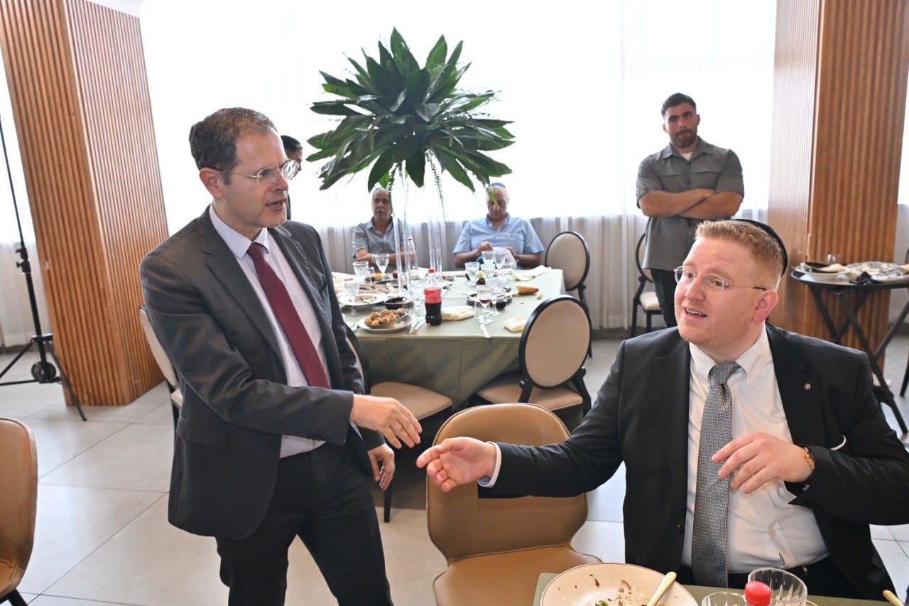 הברית לבנו של אבי רבינא