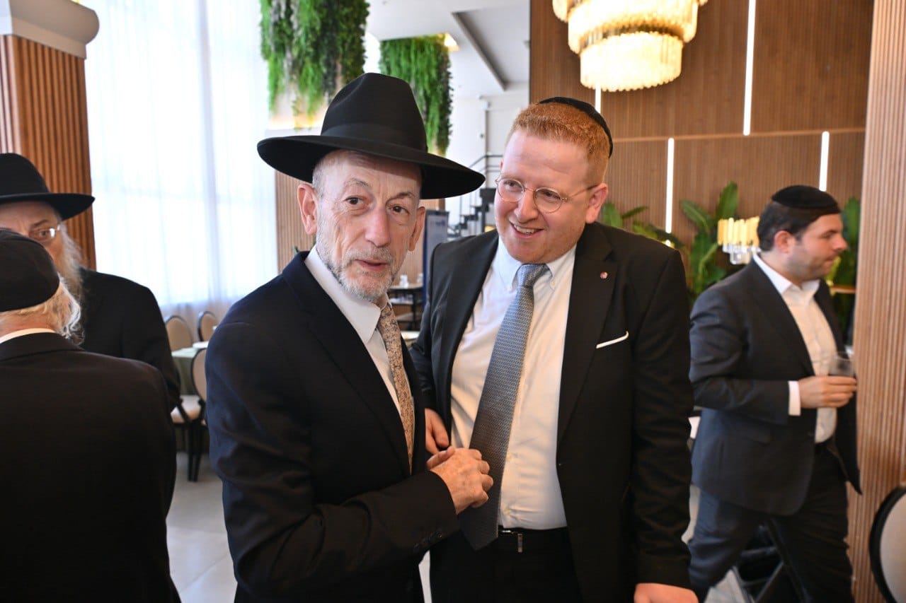 הברית לבנו של אבי רבינא