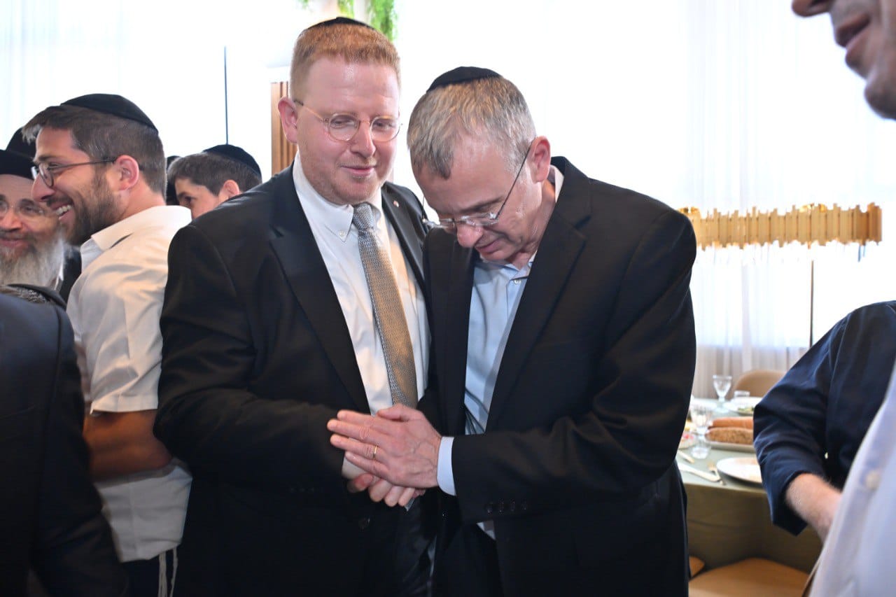 הברית לבנו של אבי רבינא