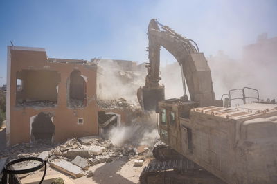 צפו: כך לוחמי צה"ל הרסו את בית המחבלים שרצחו את יהונתן דויטש הי"ד 