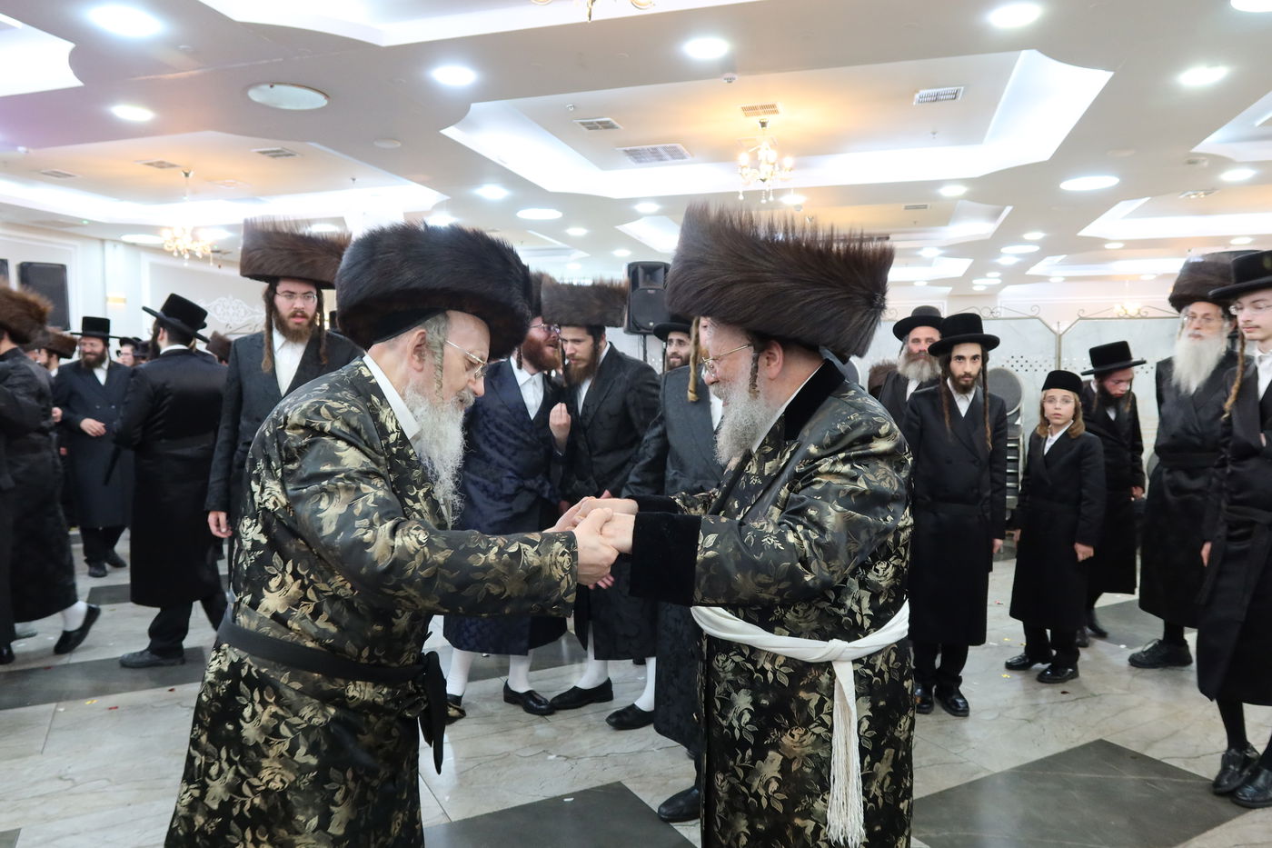 שמחת נישואי נכד האדמו"ר מנאדבורנה באניא