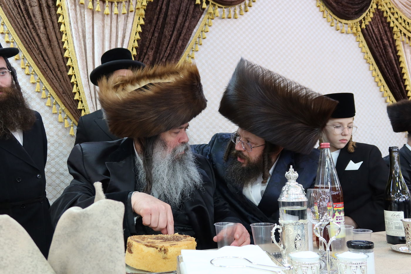 שמחת נישואי נכד האדמו"ר מנאדבורנה באניא