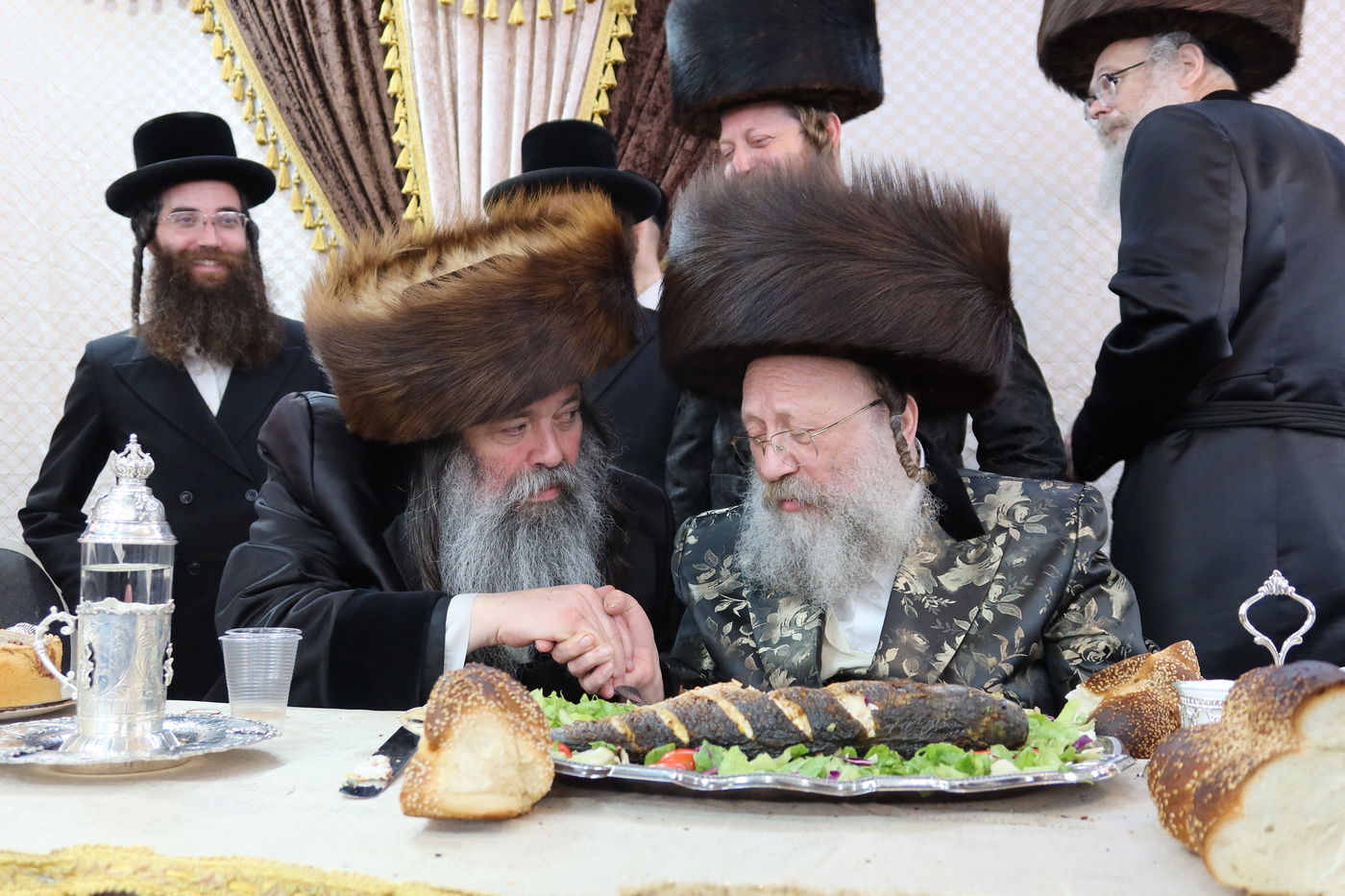 שמחת נישואי נכד האדמו"ר מנאדבורנה באניא