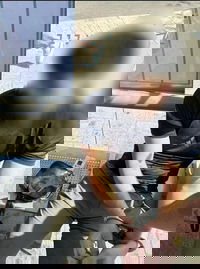 פלסטיני חשוד נתפס עם כיפה ליד תחנת אוטובוס בתל אביב: "אני יהודי"