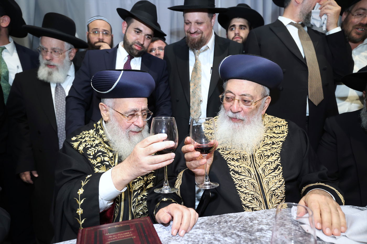 שמחת נישואי נכדתם של הראשל"צ הגרש"מ עמאר, והגרב"צ מוצפי 