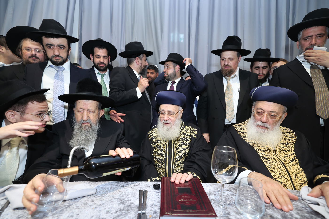 שמחת נישואי נכדתם של הראשל"צ הגרש"מ עמאר, והגרב"צ מוצפי 