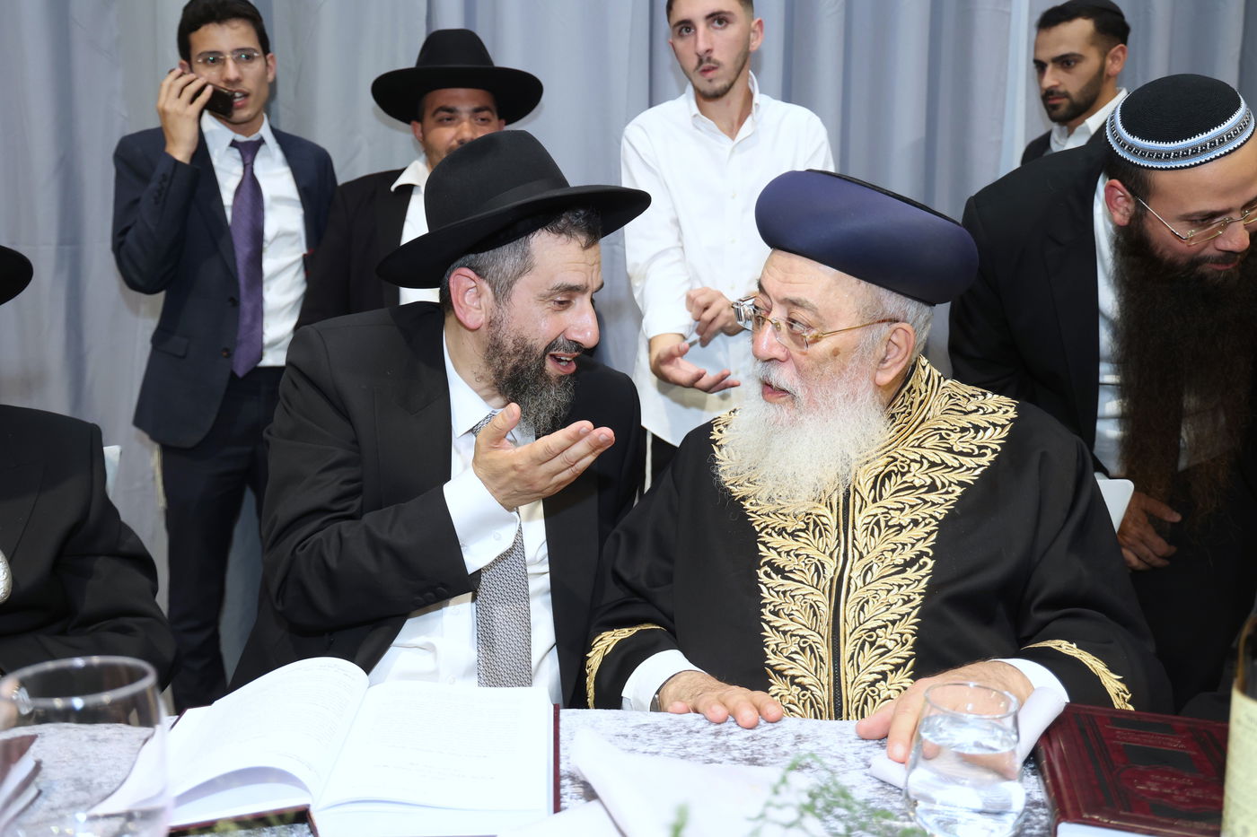 שמחת נישואי נכדתם של הראשל"צ הגרש"מ עמאר, והגרב"צ מוצפי 