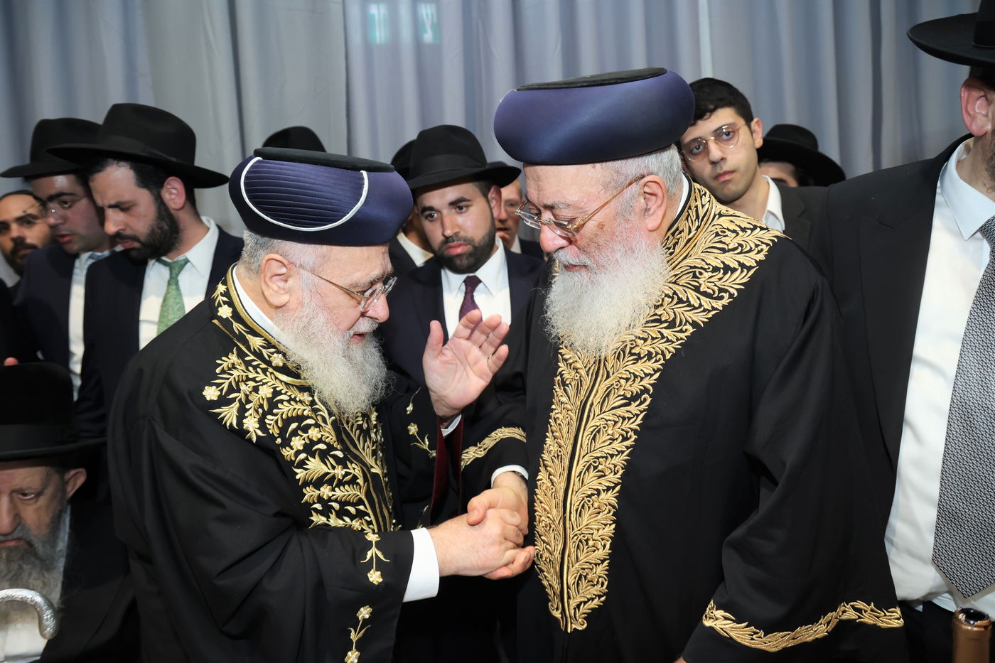 שמחת נישואי נכדתם של הראשל"צ הגרש"מ עמאר, והגרב"צ מוצפי 