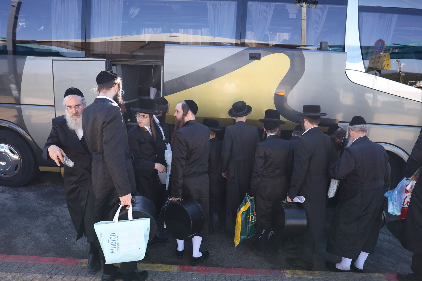 הרה"צ רבי אלימלך בידרמן שבת במירון