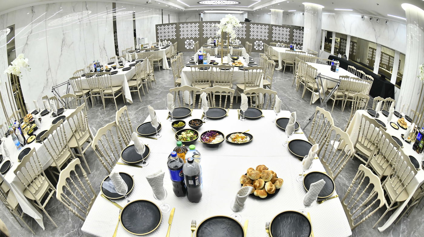 שמחת אירוסי בת איש התקשורת ישראל כהן