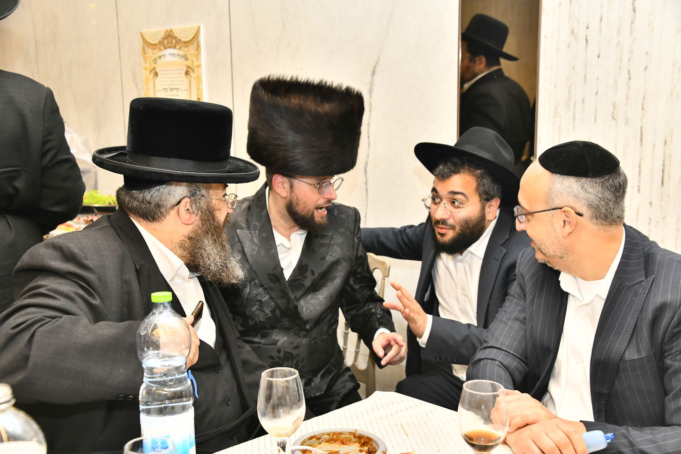 שמחת אירוסי בת איש התקשורת ישראל כהן