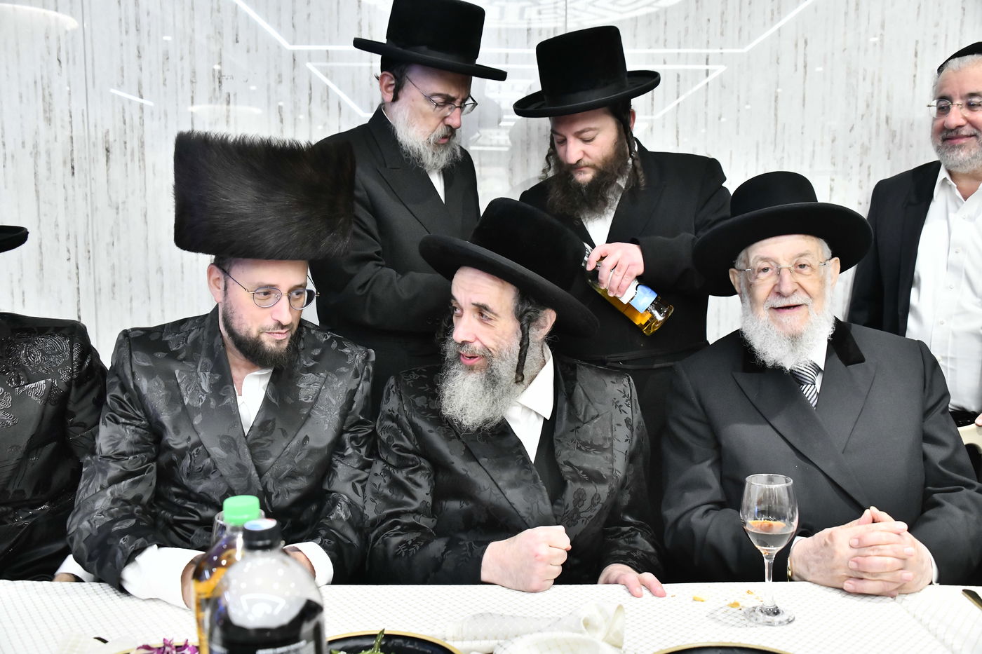 שמחת אירוסי בת איש התקשורת ישראל כהן