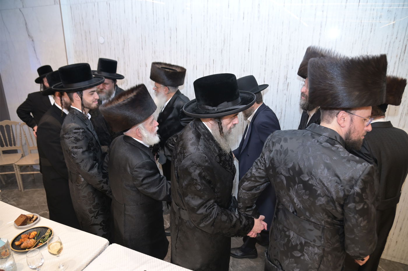 שמחת אירוסי בת איש התקשורת ישראל כהן