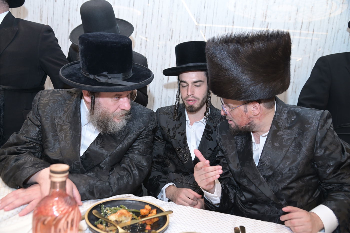 שמחת אירוסי בת איש התקשורת ישראל כהן