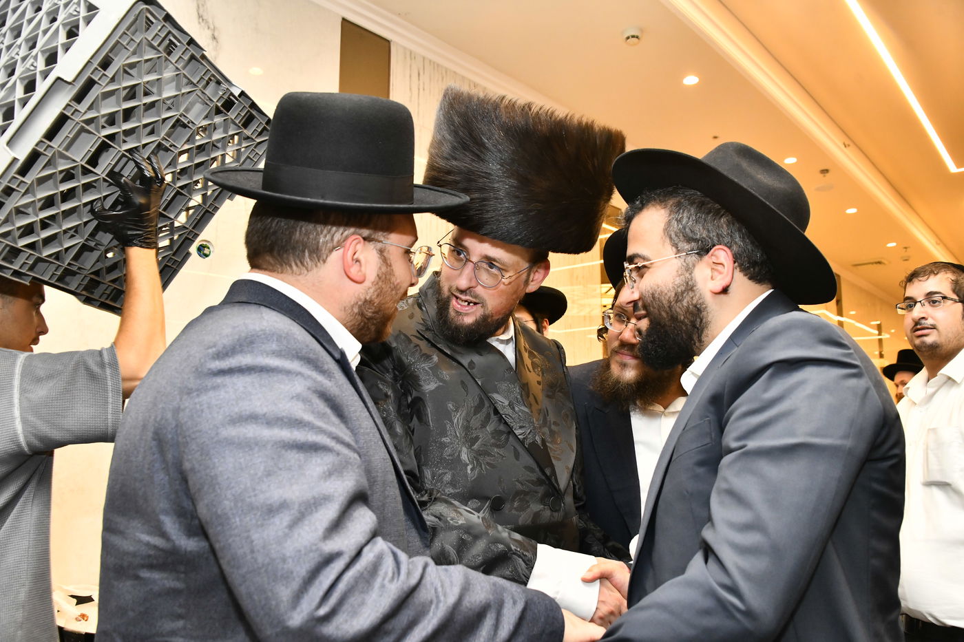 שמחת אירוסי בת איש התקשורת ישראל כהן