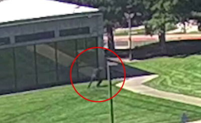 ה-FBI חושף: רגע אחרי שרצח את צ'רלי קירק, המתנקש קופץ מהגג ונמלט מהזירה