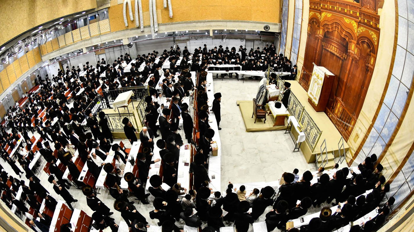 סליחות ראשונות בחצה"ק מודז'יץ