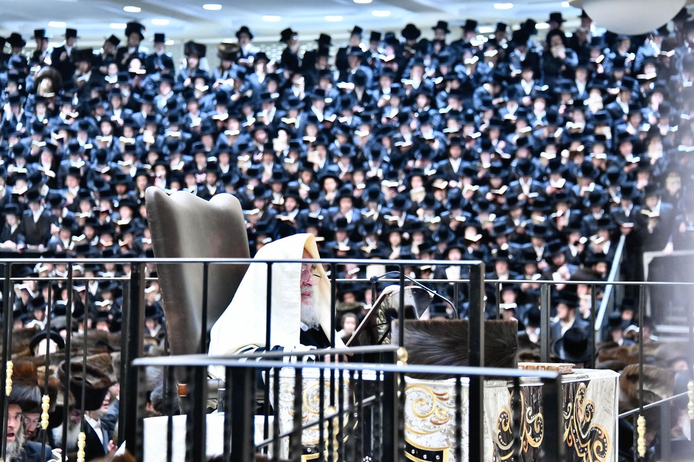 סליחות ראשונות בחצה"ק ויז'ניץ