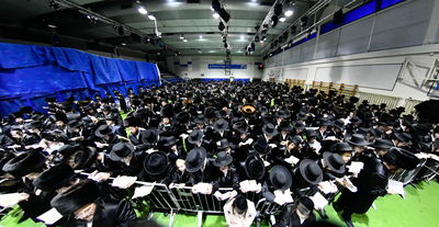 סליחות ראשונות בחצה"ק אלכסנדר