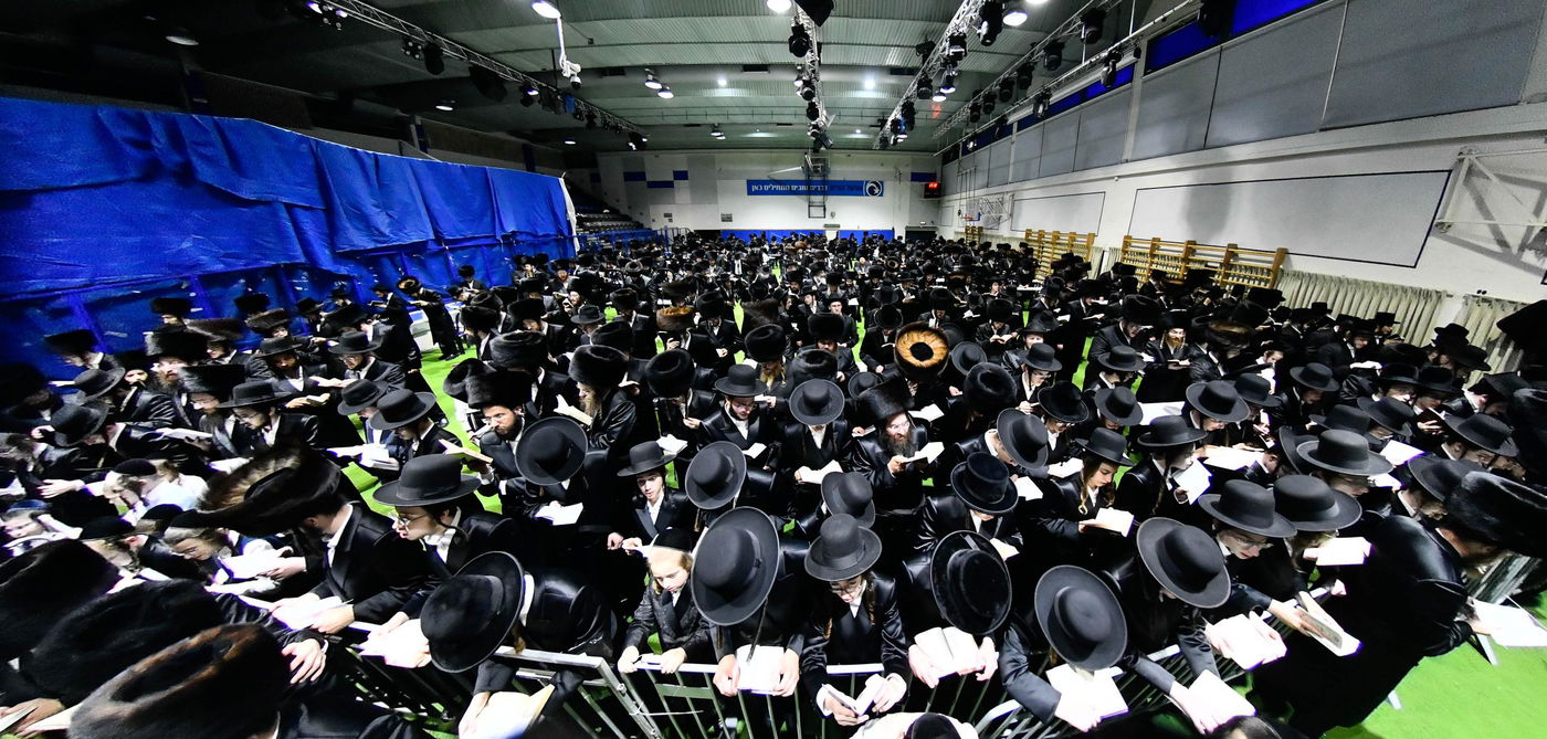 סליחות ראשונות בחצה"ק אלכסנדר