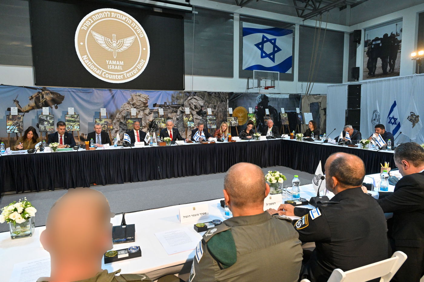 הלוחם החשאי הצטלם 'הפוך' ליד נתניהו ובן גביר | הציטוטים מהישיבה