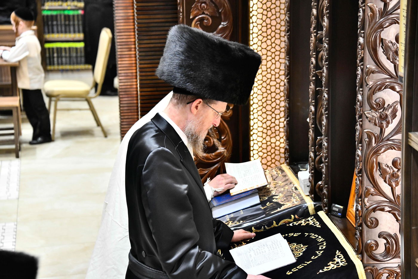 סליחות ראשונות בחצה"ק אלכסנדר ארה"ב