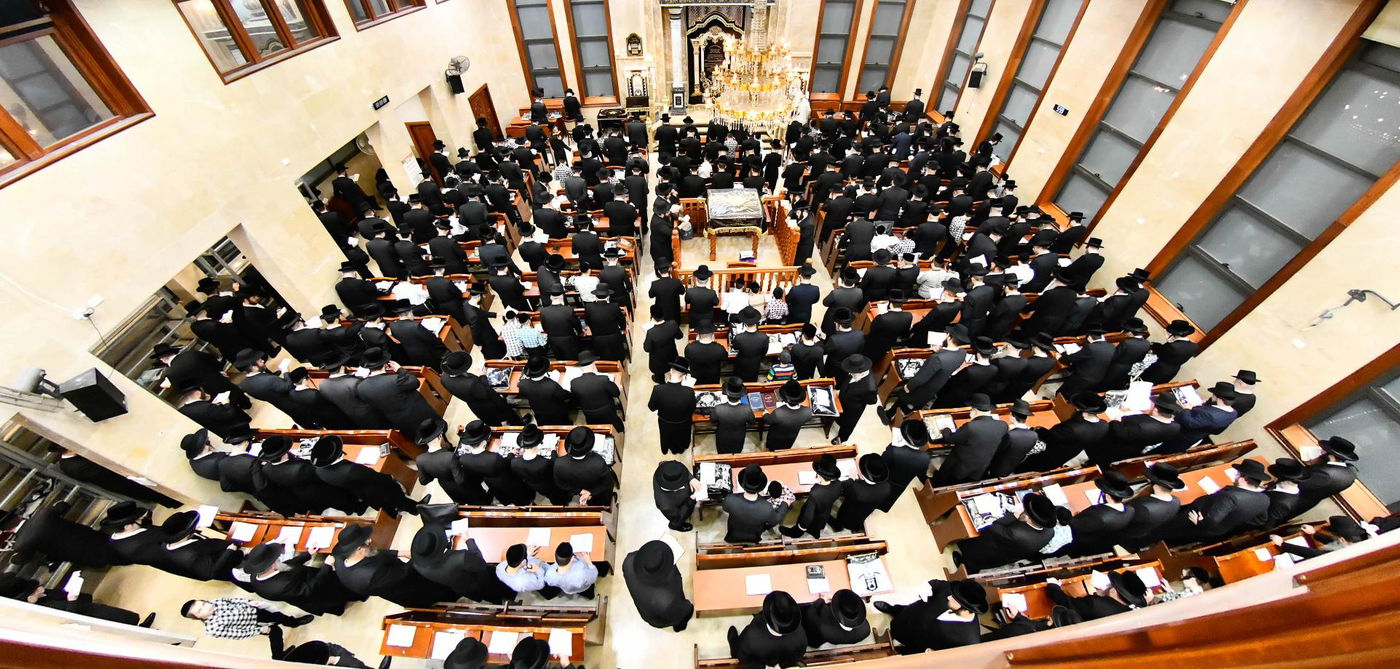 סליחות ראשונות בחצה"ק שבט הלוי