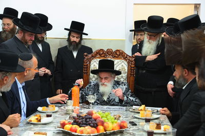 ראשי ארגון איחוד הצלה בביקור מרגש במעונו של האדמו"ר מויזניץ